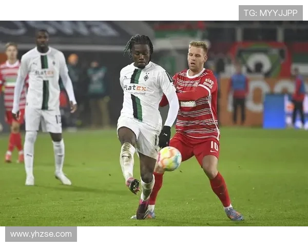 英超三巨头竞逐里昂天才边锋福法纳,转会费或破 5000 万欧(3) 英超三巨头竞逐里昂天才边锋福法纳,转会费或破 5000 万欧(3)